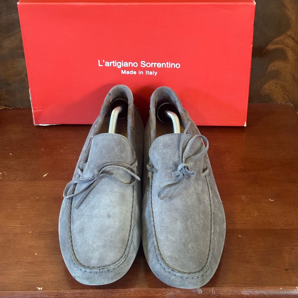 L’artigiano Sorrentino Mouse Grey Suede String Driving Loafers